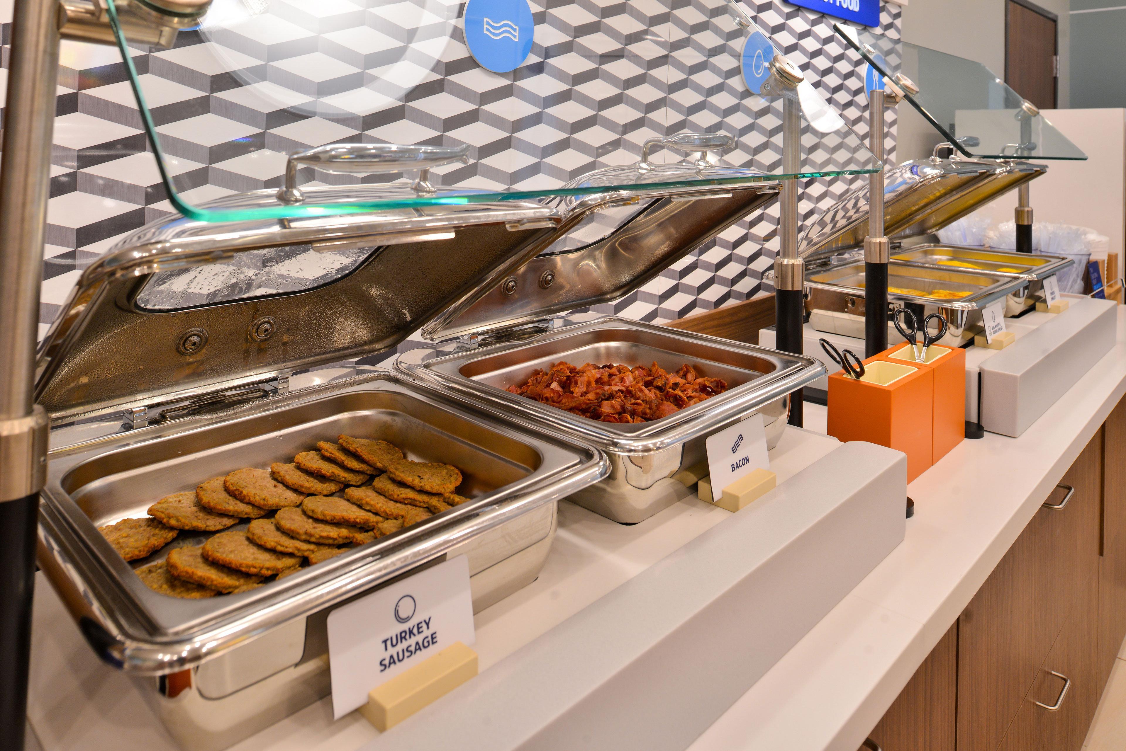 Holiday Inn Express Golden-Kicking Horse By Ihg Bagian luar foto